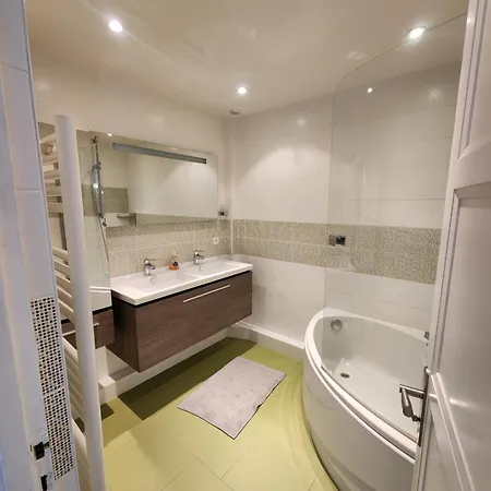 Perle Rare - Triangle D'or -98m2 - 6 Pers Apartment